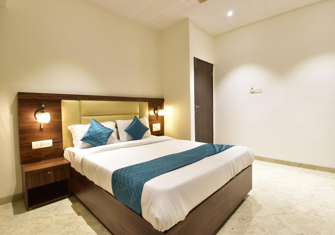 Hotel Candor Amigo Airoli Mind Space Navi Mumbai Dış mekan fotoğraf