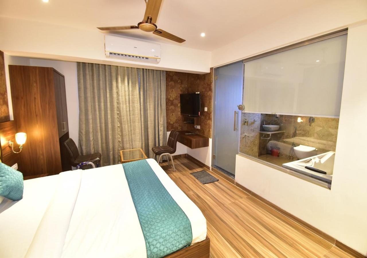 Hotel Candor Amigo Airoli Mind Space Navi Mumbai Dış mekan fotoğraf