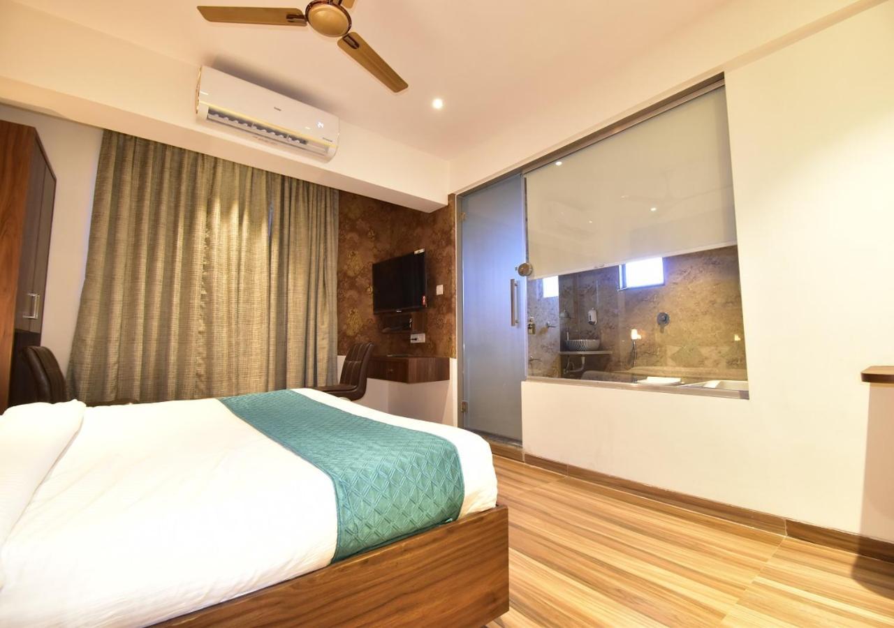 Hotel Candor Amigo Airoli Mind Space Navi Mumbai Dış mekan fotoğraf