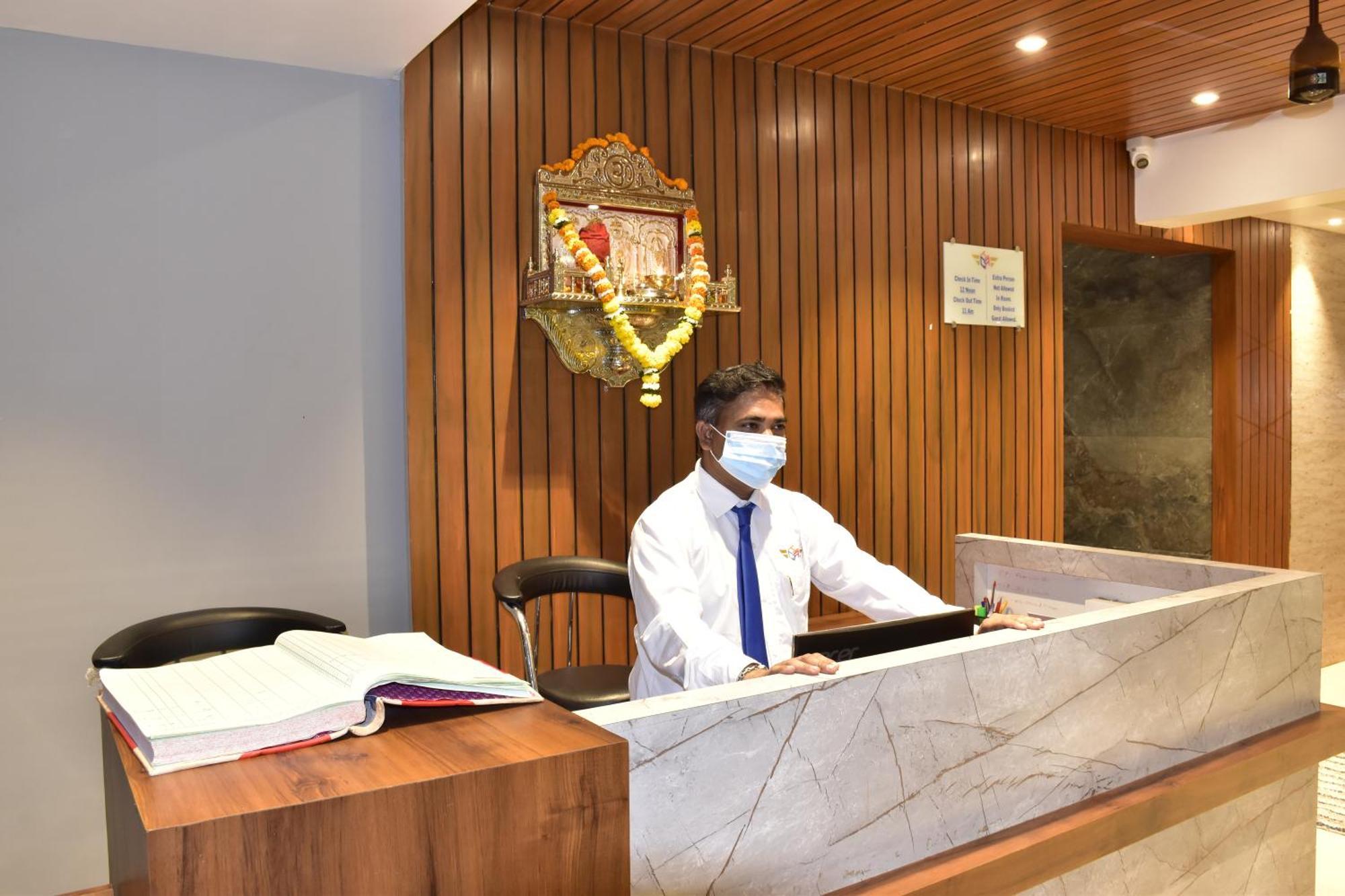 Hotel Candor Amigo Airoli Mind Space Navi Mumbai Dış mekan fotoğraf